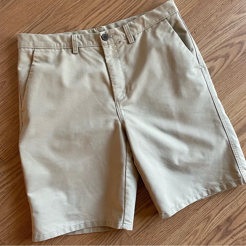 🟢3/$15 HAGGAR Khaki Shorts